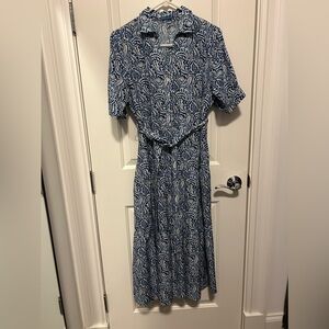 J McLaughlin blue and white shirt dress with pockets, size L